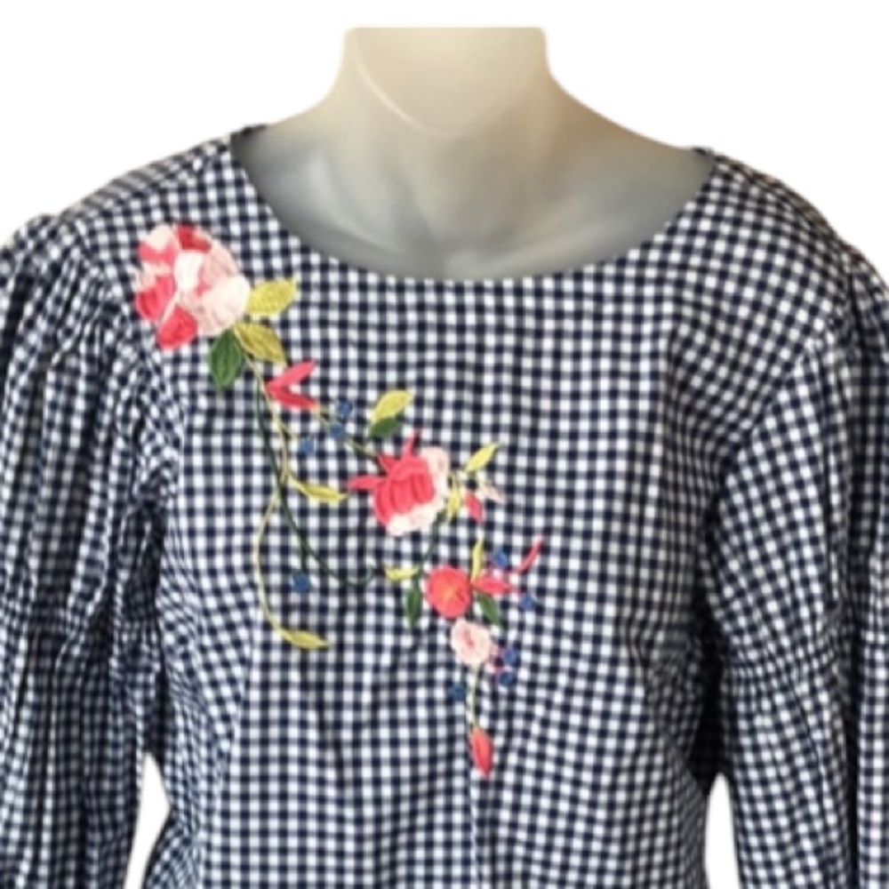 Cupio checkered shirt with embroidery flower Small Petite NWT top